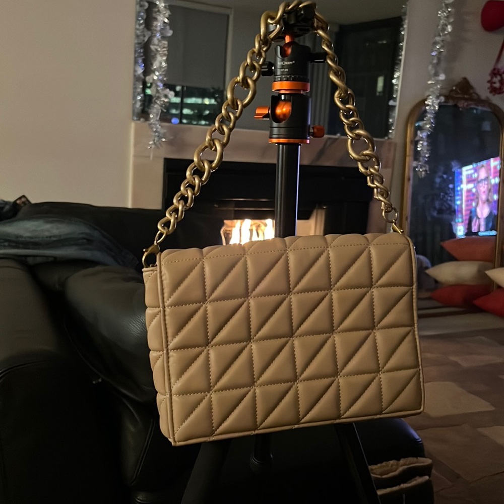 ZARA TAN SHOULDER BAG. NEW. NEVER USED. CLEAN.